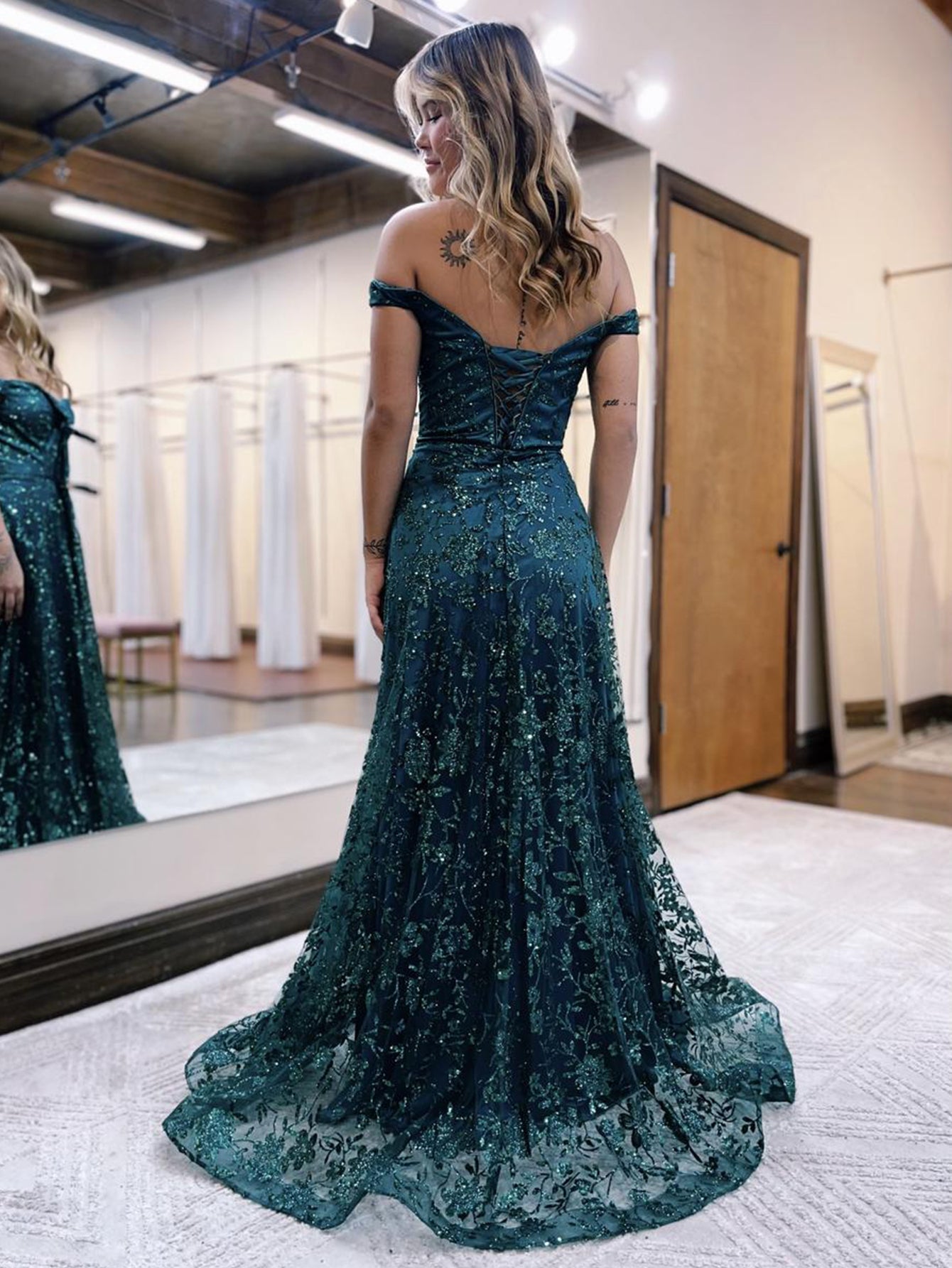 Glitter Mermaid Sheath Off The Shoulder Dark Green Long Prom Dress