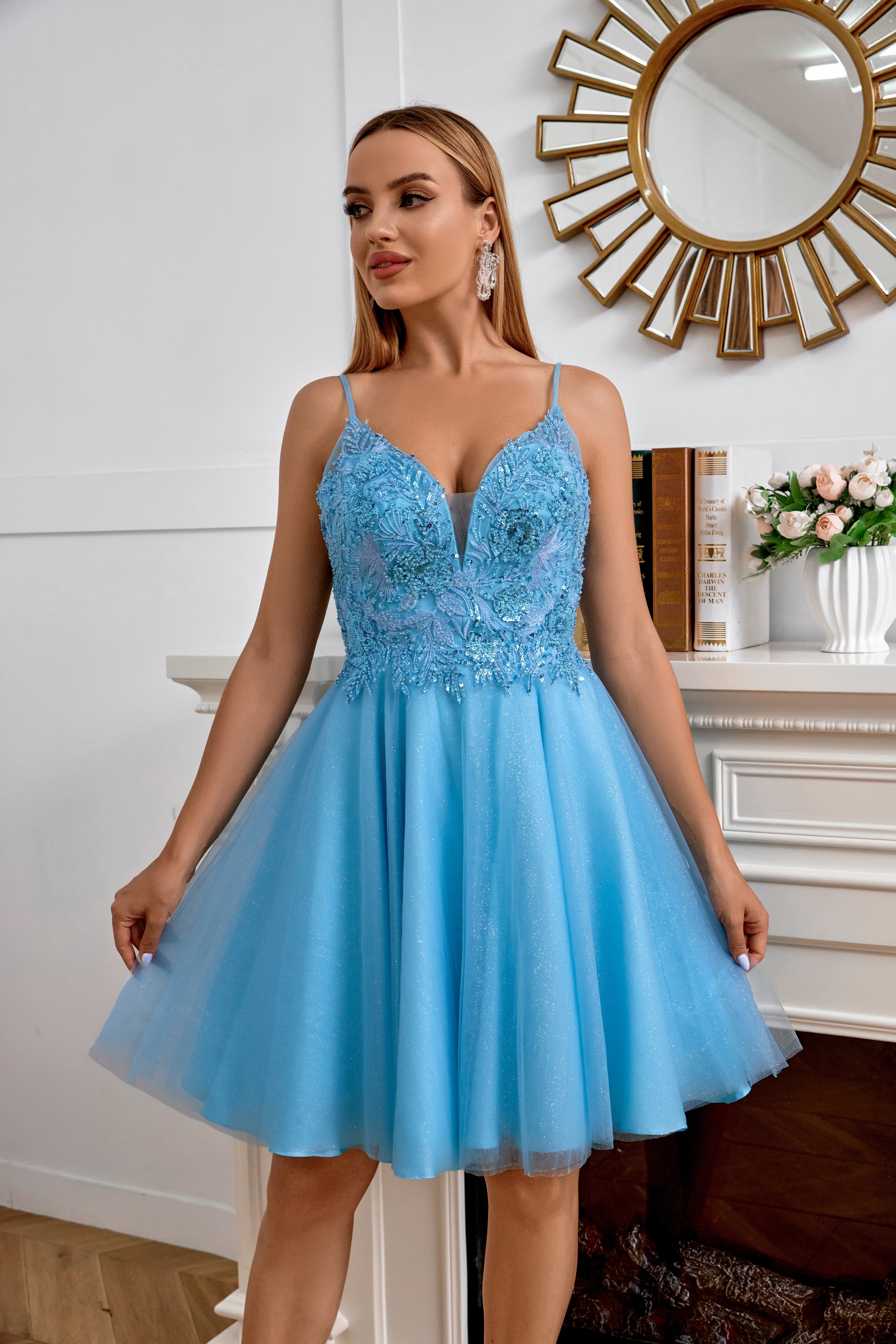 A Line V Neck Applique Tulle Homecoming Dress